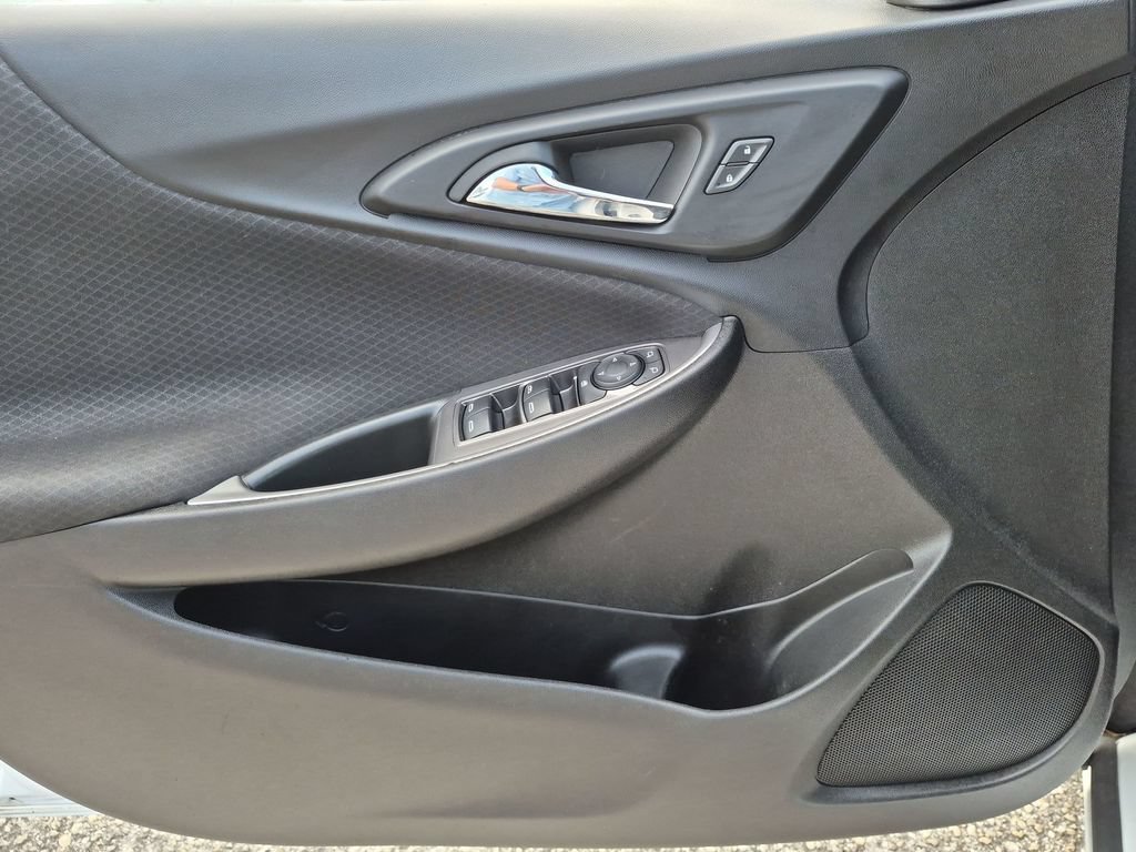 Used 2023 Chevrolet Malibu LT FWD image 35