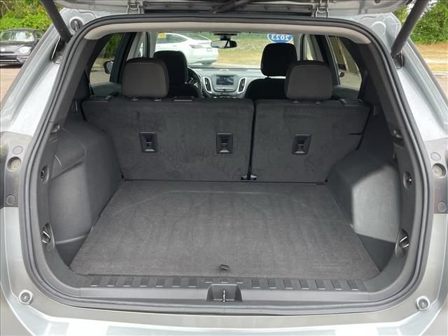 Used 2023 Chevrolet Equinox LT FWD image 12