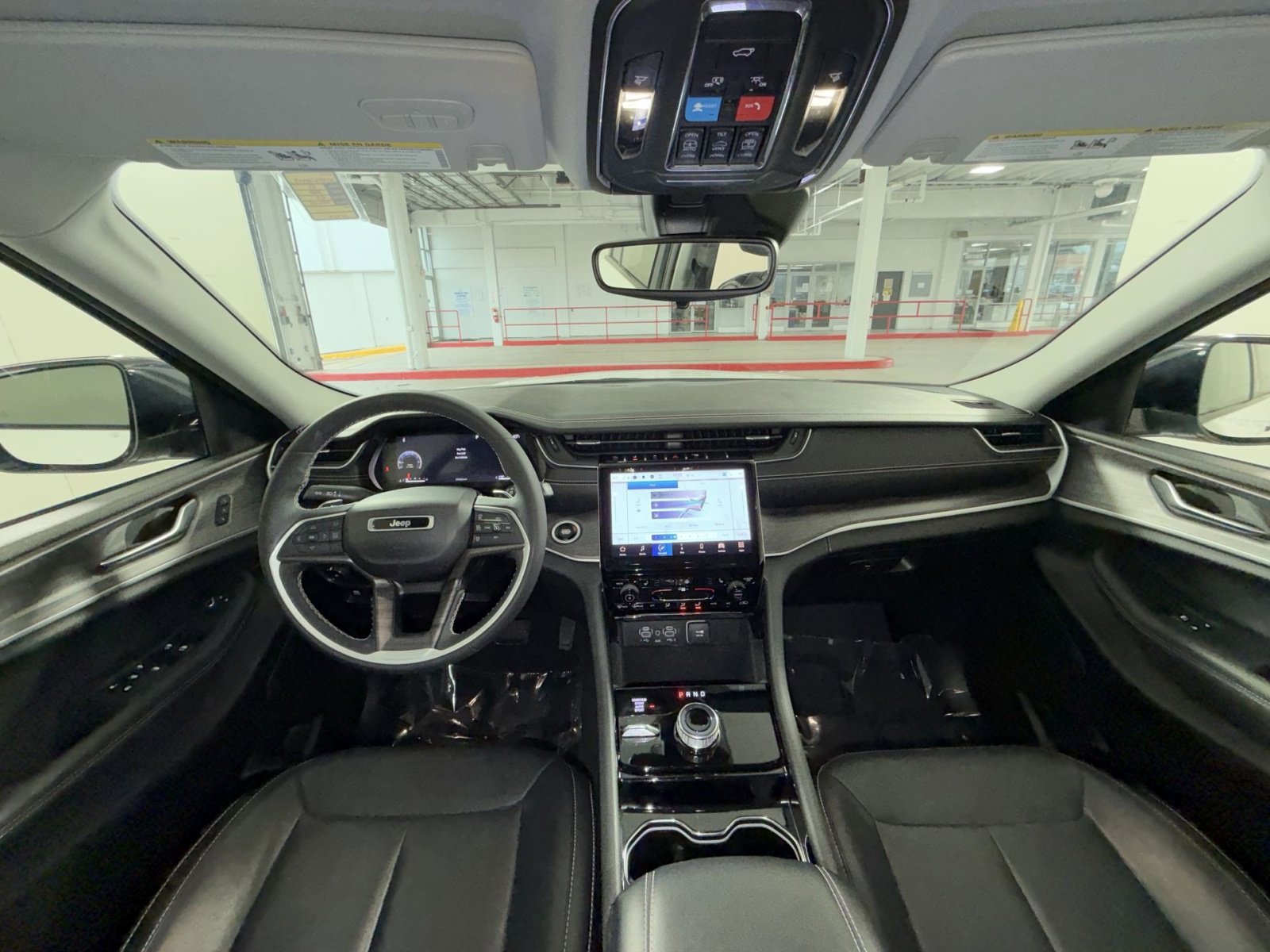 Used 2023 Jeep Grand Cherokee L Limited image 23