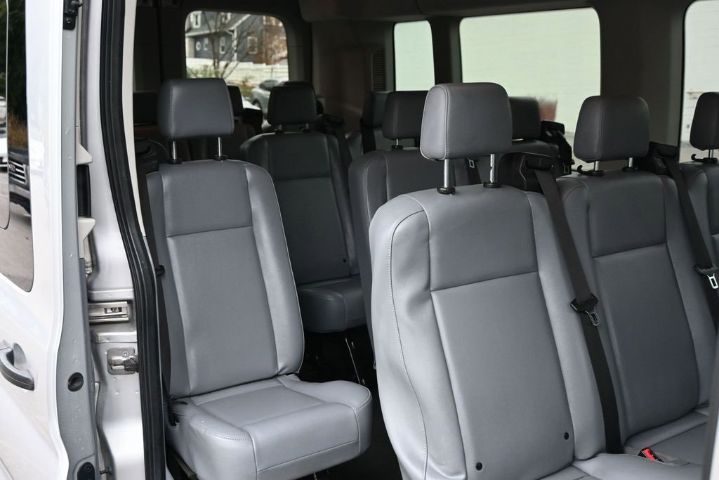 Used 2019 Ford Transit 350 XL image 30