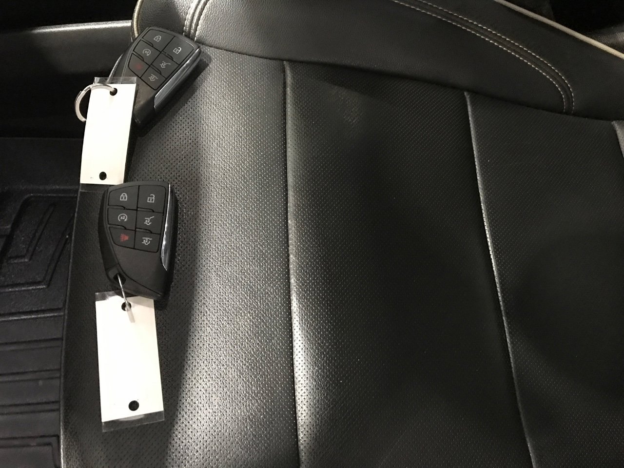 Used 2022 GMC Yukon SLT w/ SLT Luxury Package image 32