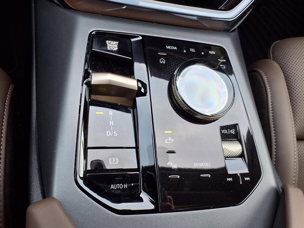 Used 2025 BMW X3 xDrive30i w/ Premium Package image 21