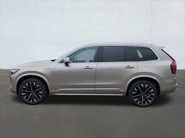 New 2026 Volvo XC90 T8 Plus w/ Protection Package AWD/4WD image 3