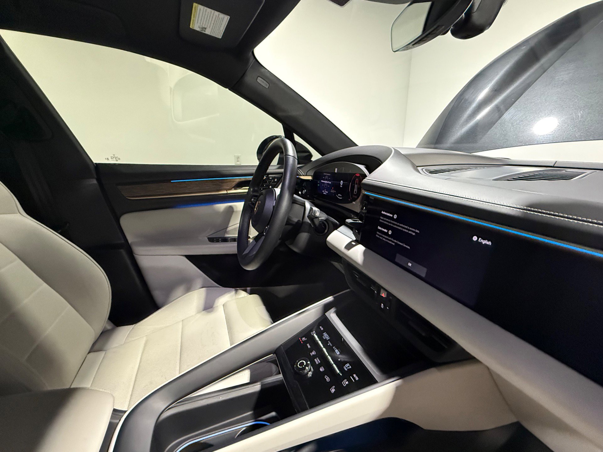 Used 2024 Porsche Macan 4 Electric w/ Premium Package image 64