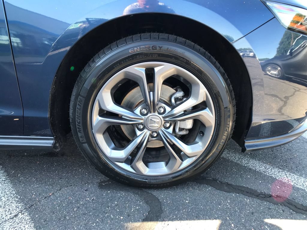 Certified 2023 Honda Accord EX image 5