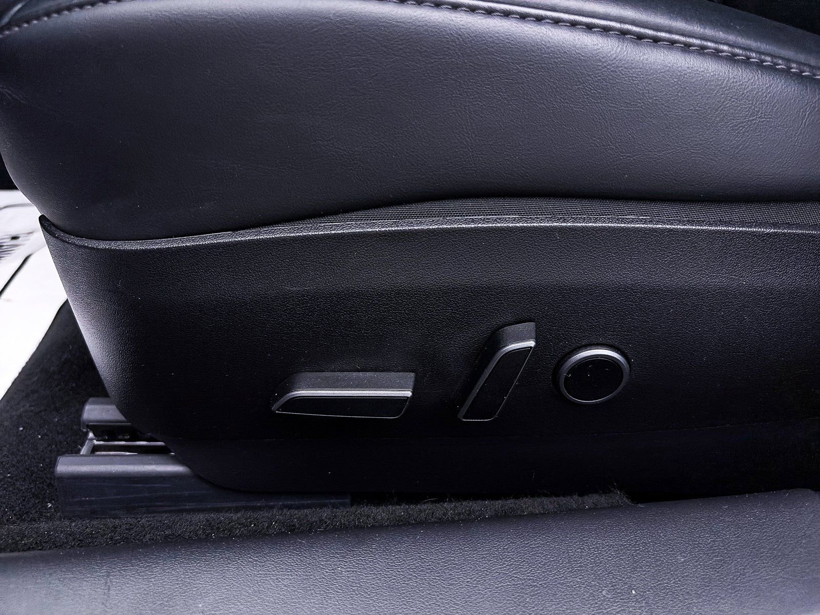 Used 2021 Tesla Model 3 Standard Range Plus image 18