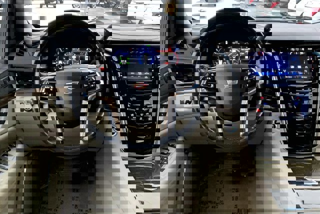 Used 2019 Cadillac Escalade ESV Luxury image 4