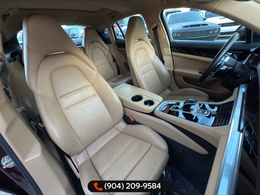 Used 2020 Porsche Panamera 4 image 40