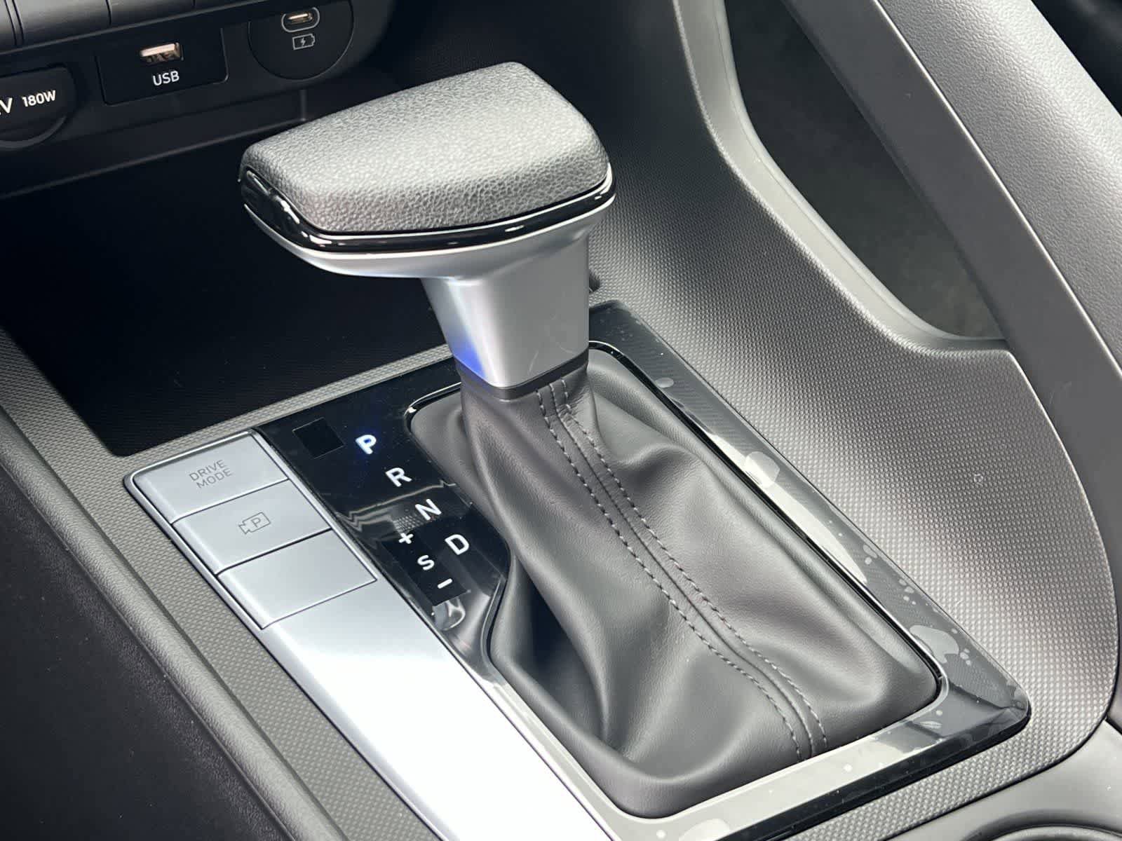 New 2026 Hyundai Elantra SE image 21