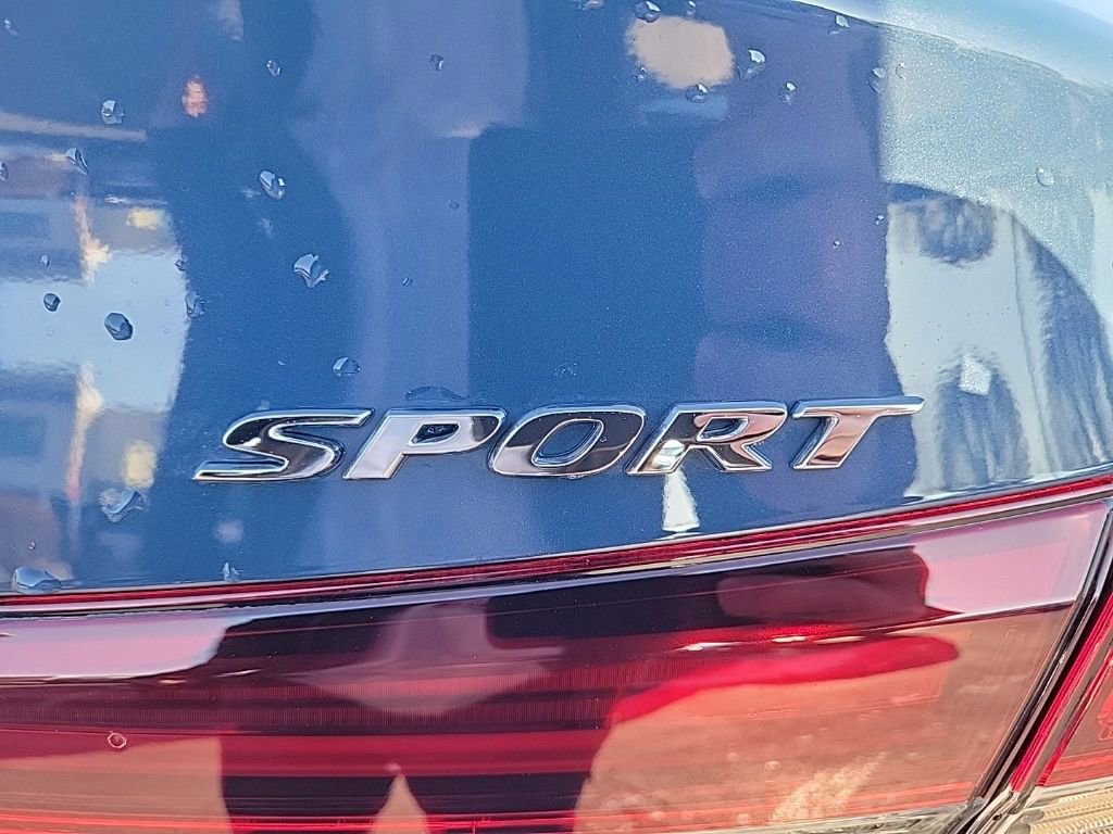 Certified 2025 Honda Civic Sport image 5