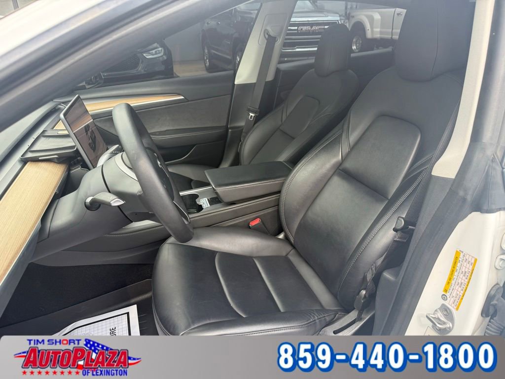 Used 2023 Tesla Model 3 Performance image 3