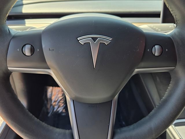 Used 2021 Tesla Model 3 Standard Range Plus image 28