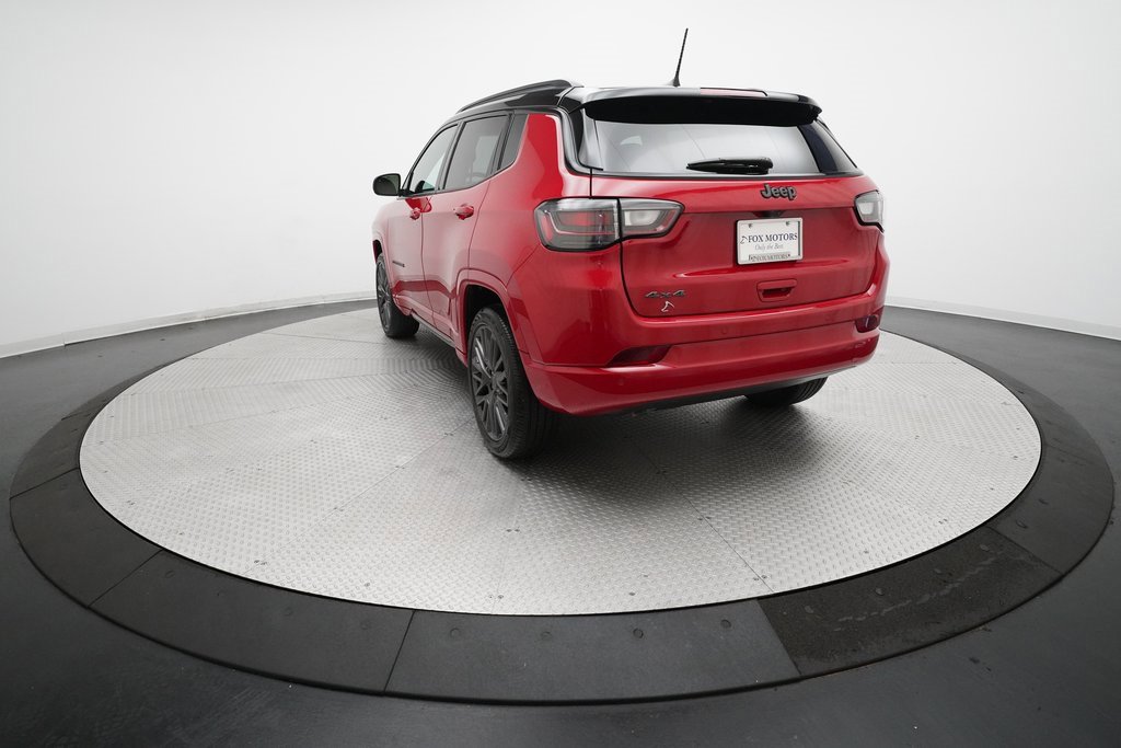 Used 2024 Jeep Compass Limited w/ High Altitude Package image 34