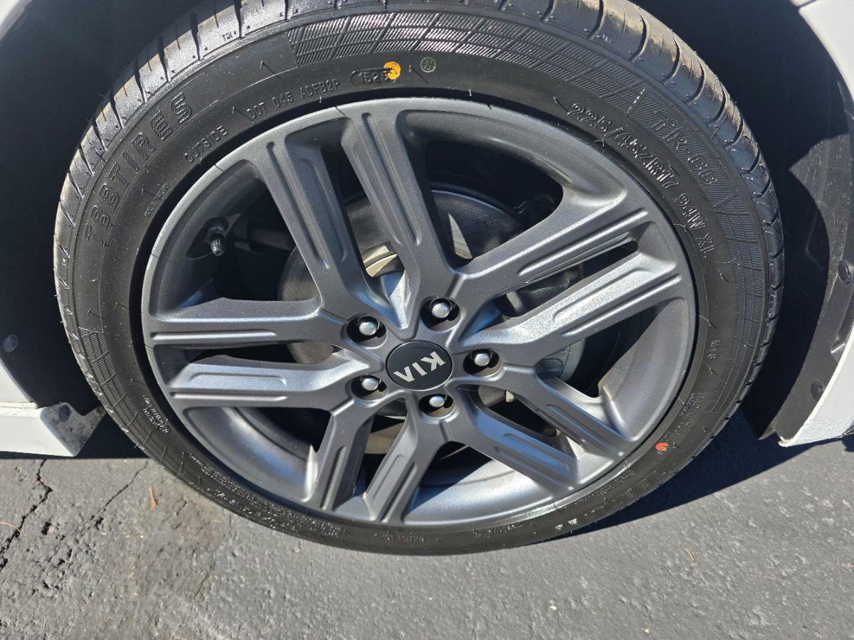 Used 2020 Kia Forte GT-Line image 6