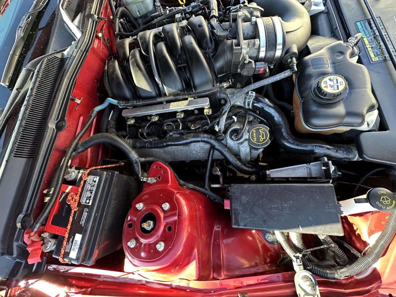 Used 2005 Ford Mustang GT image 24