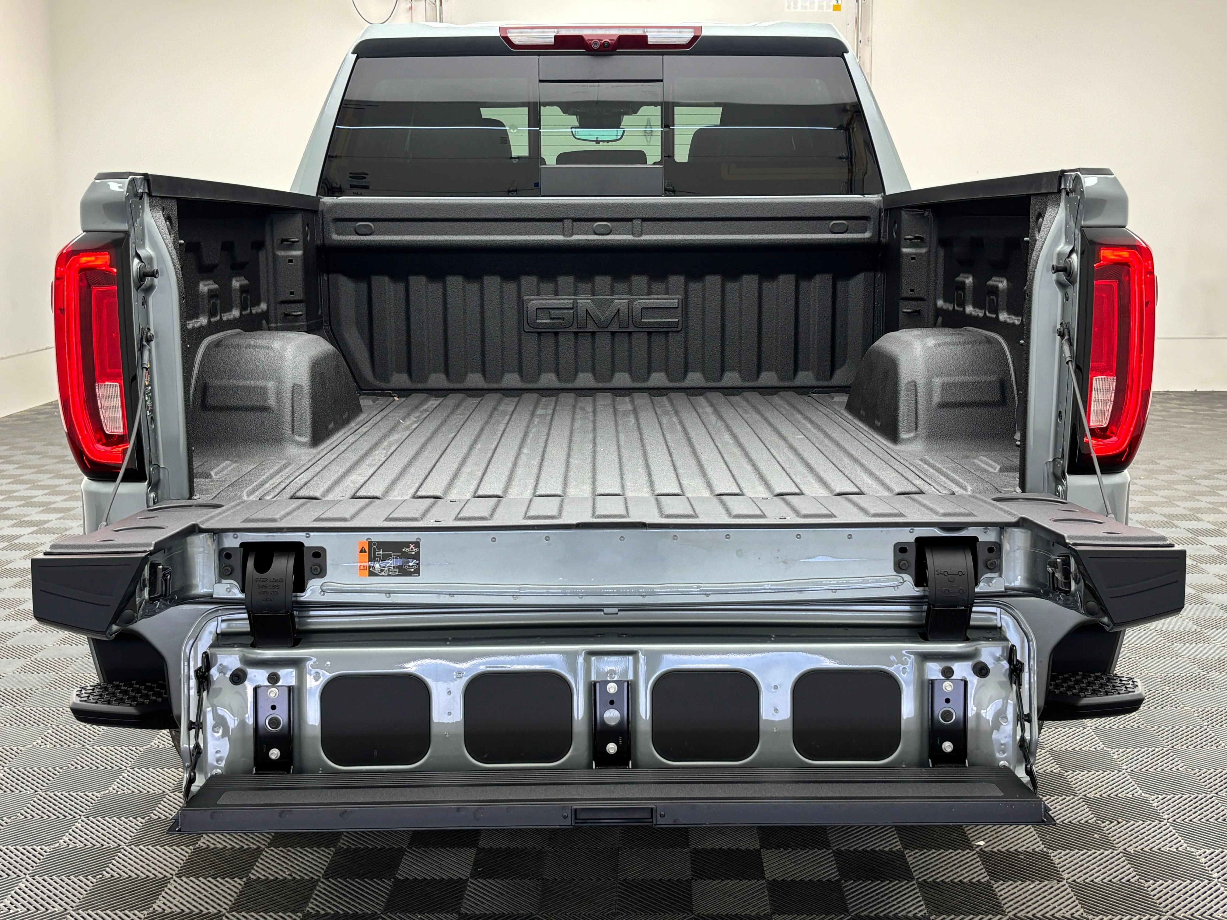 New 2026 GMC Sierra 1500 Denali AWD/4WD image 13