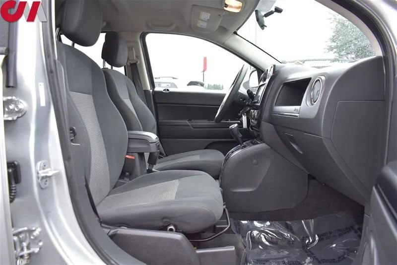 Used 2012 Jeep Compass Sport FWD image 21