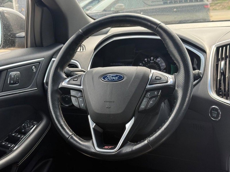 Certified 2019 Ford Edge ST w/ Equipment Group 401A AWD/4WD image 18