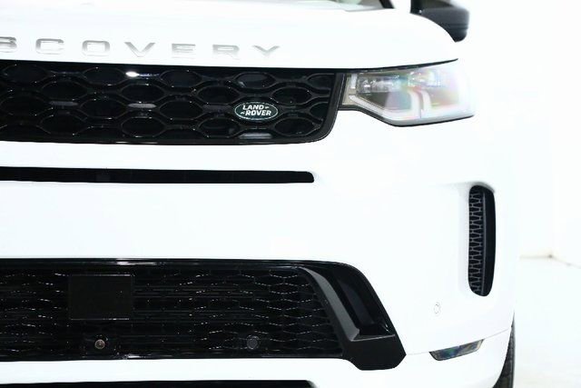 Certified 2025 Land Rover Discovery Sport S image 43