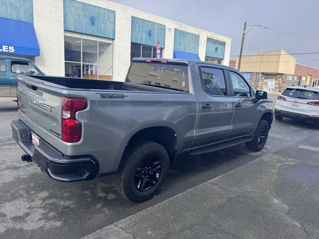New 2026 Chevrolet Silverado 1500 Custom Trail Boss w/ Dark Appearance Package image 3