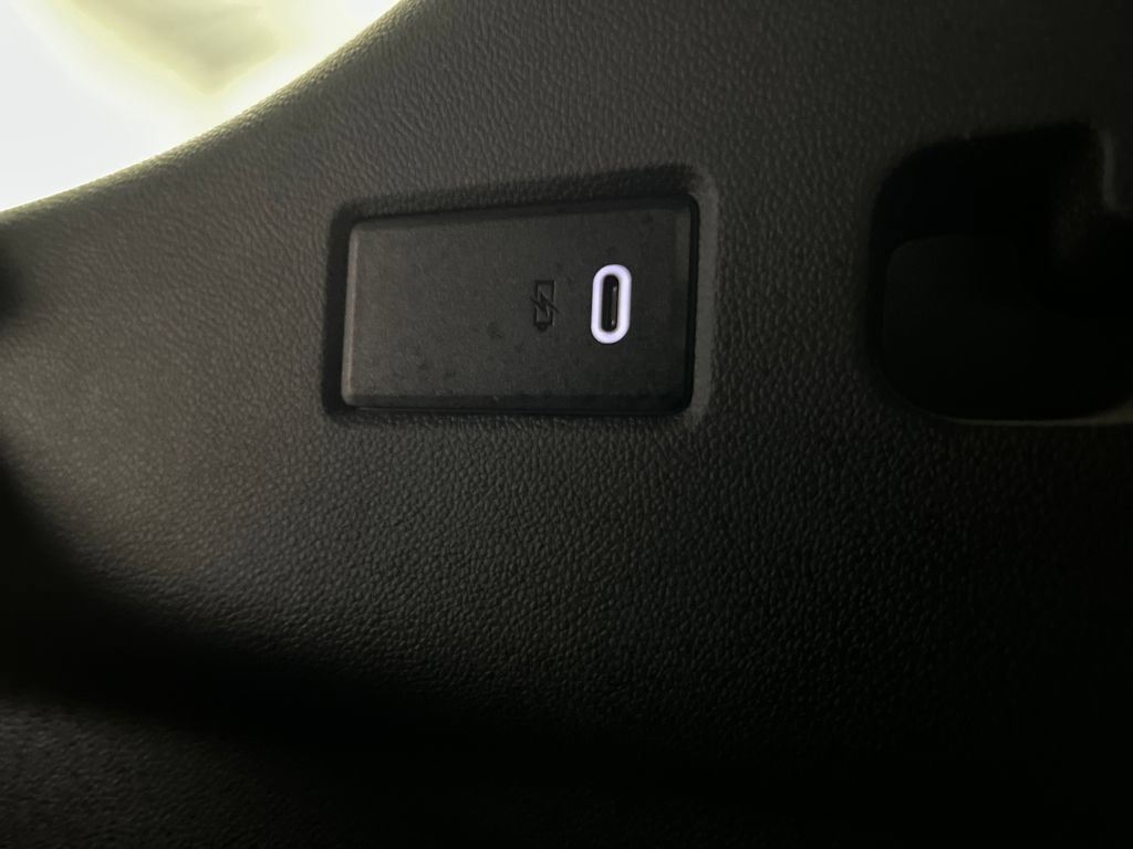 Used 2023 Chevrolet Tahoe RST RWD image 40