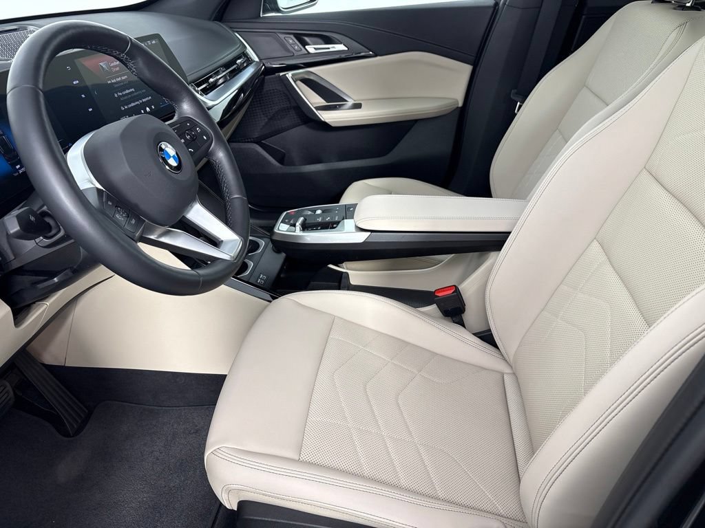 Certified 2024 BMW X1 xDrive28i w/ Technology Package AWD/4WD image 13