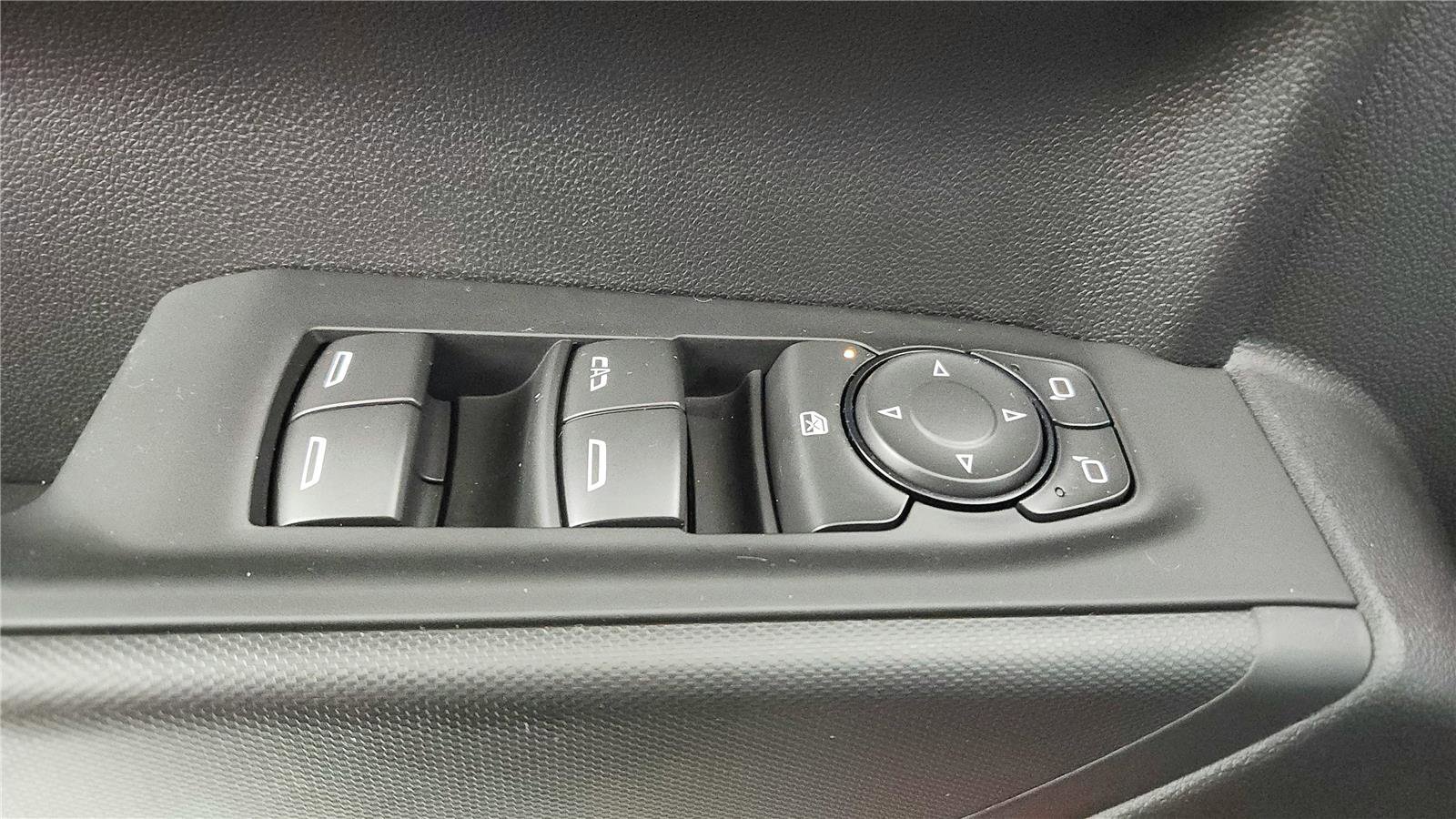 Used 2025 Chevrolet Silverado 1500 Custom Trail Boss image 28