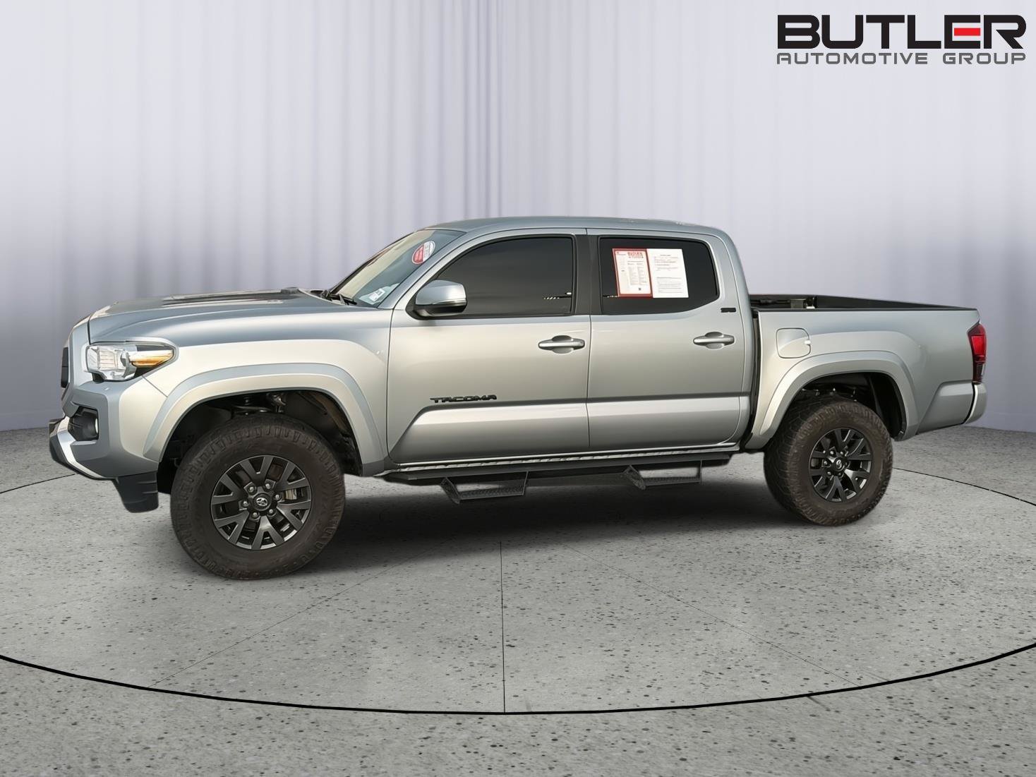 Certified 2023 Toyota Tacoma SR5 w/ Technology Package AWD/4WD image 3