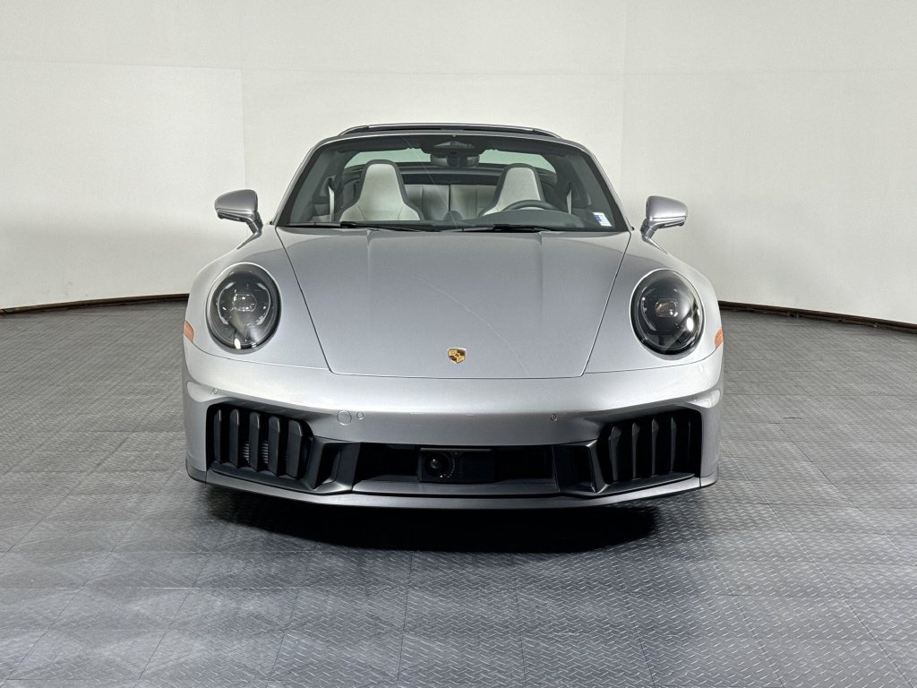 Certified 2026 Porsche 911 Targa 4 GTS AWD/4WD image 10