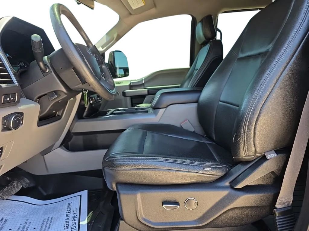 Used 2019 Ford F250 XLT w/ XLT Premium Package AWD/4WD image 16