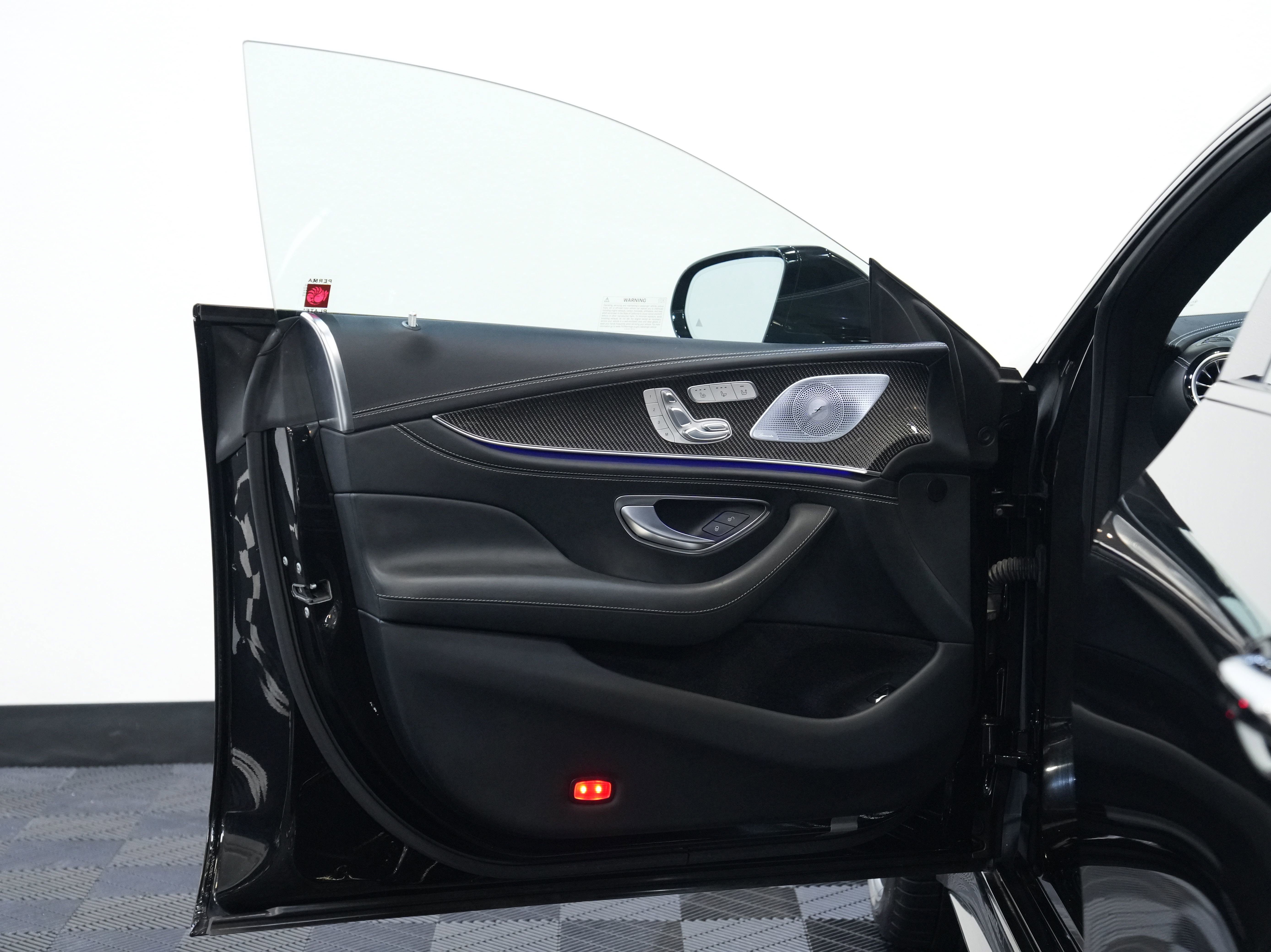 Used 2019 Mercedes-Benz AMG GT 63 S w/ Driver Assistance Package image 22