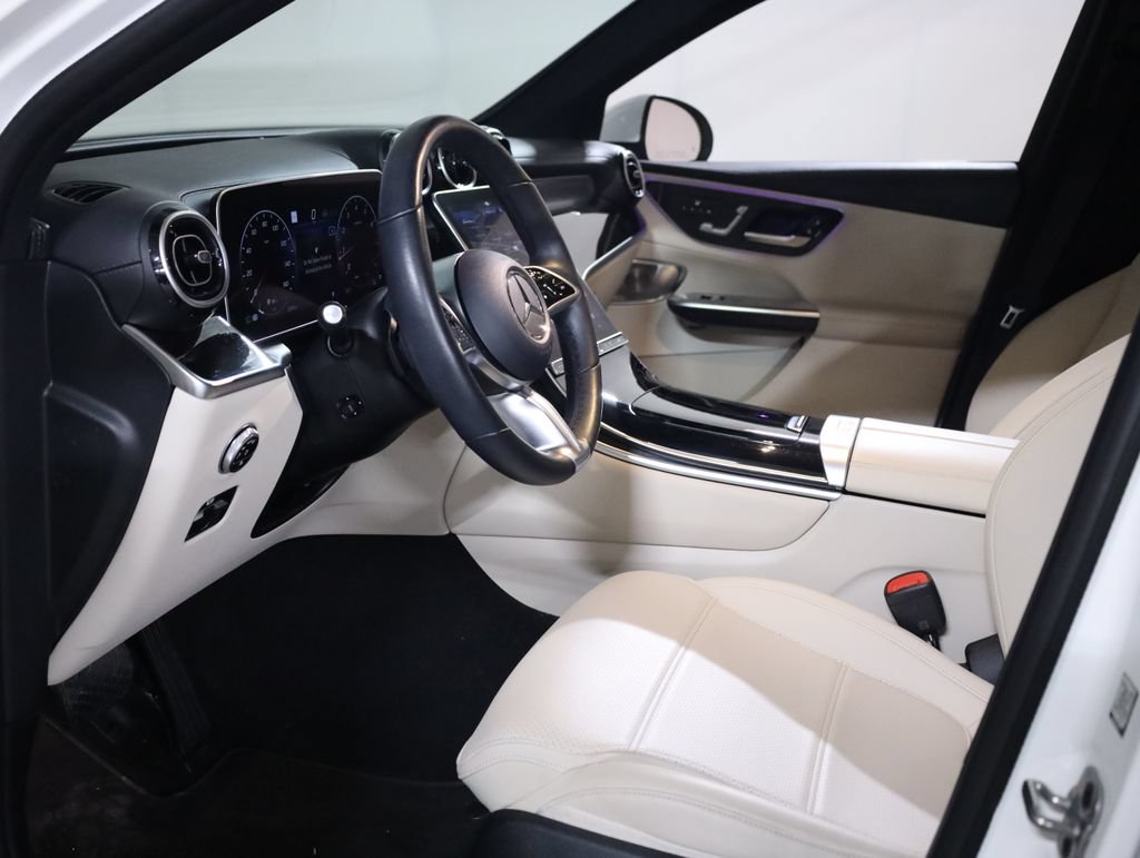 Certified 2024 Mercedes-Benz GLC 300 4MATIC image 33