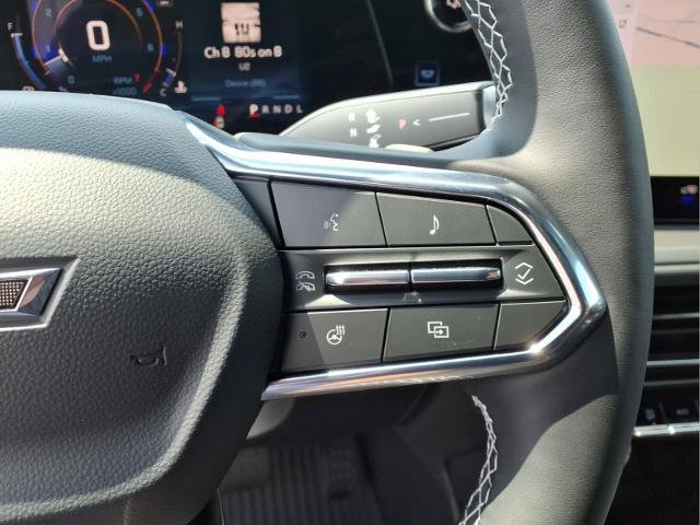 Used 2025 Chevrolet Traverse LT w/ Midnight/Sport Edition FWD image 14