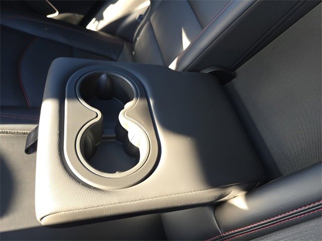 Used 2022 Chevrolet Equinox RS w/ RS Leather Package image 26