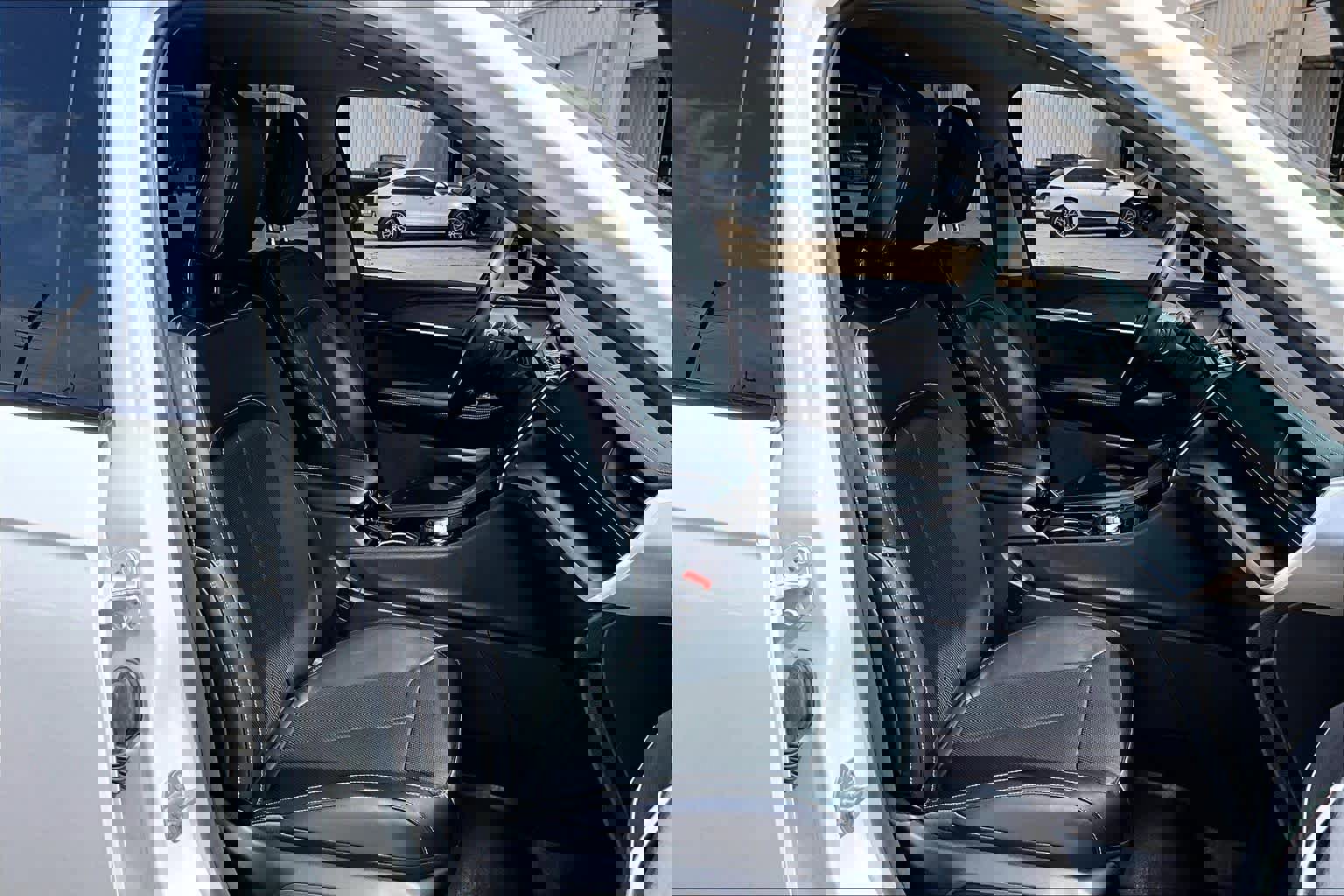 Used 2022 Jeep Grand Cherokee Limited w/ Luxury Tech Group II image 9