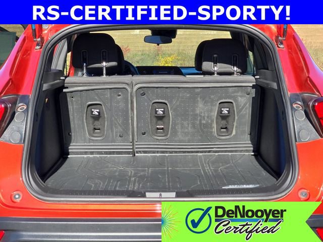 Used 2024 Chevrolet Trax RS image 12