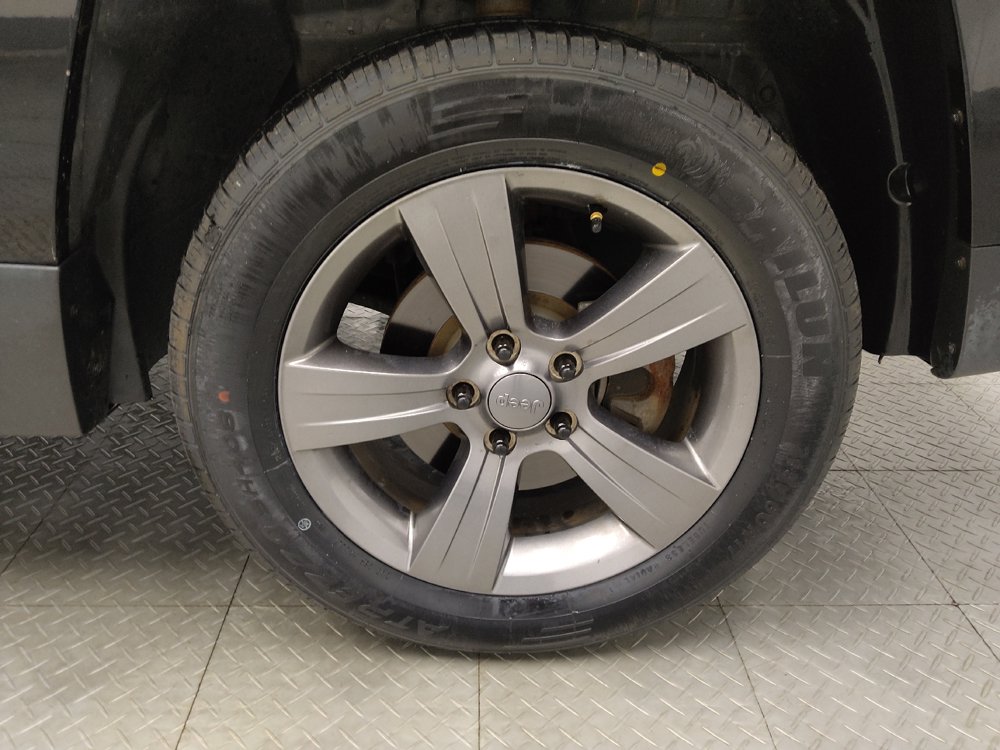 Used 2015 Jeep Patriot High Altitude AWD/4WD image 31