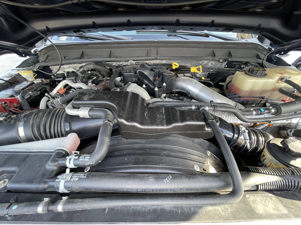 Used 2015 Ford F250 Lariat w/ Lariat Ultimate Package image 7