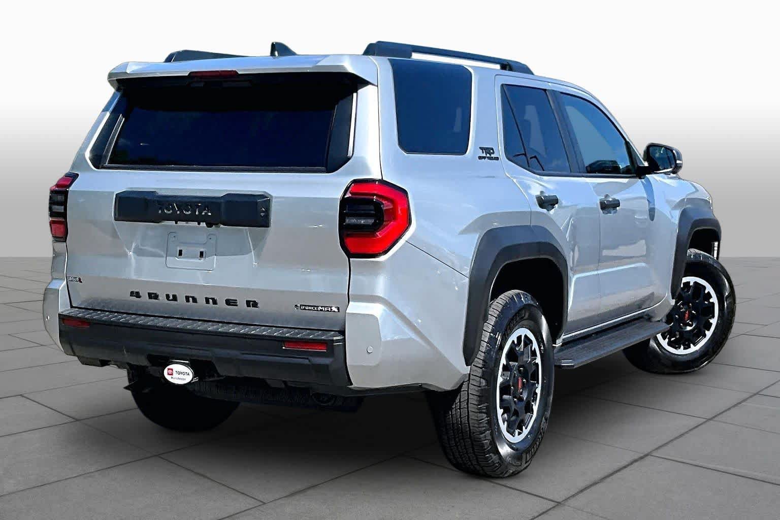 Certified 2026 Toyota 4Runner TRD Off-Road Premium AWD/4WD image 13