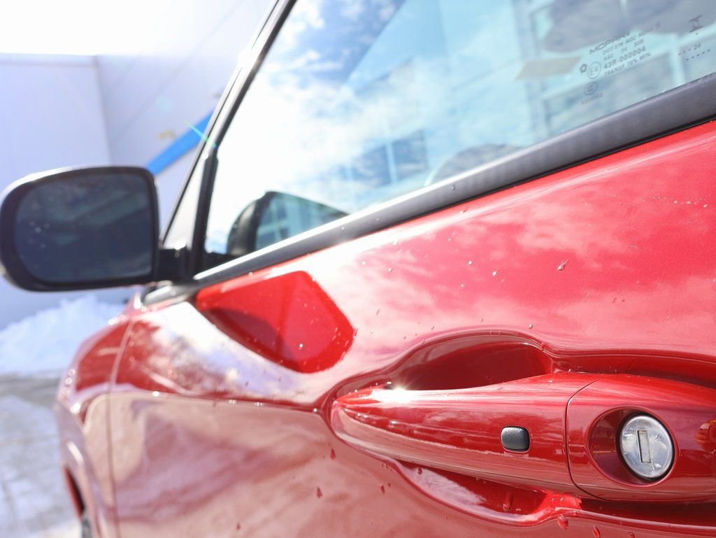 Used 2024 Jeep Compass Limited w/ High Altitude Package image 10