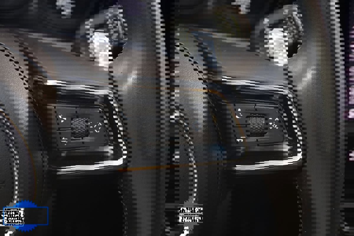 Used 2022 Porsche Macan image 41