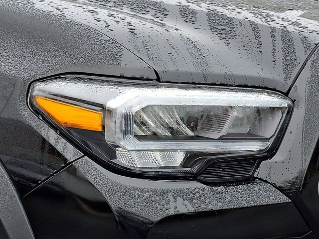 Used 2023 Toyota Tacoma TRD Off-Road image 9