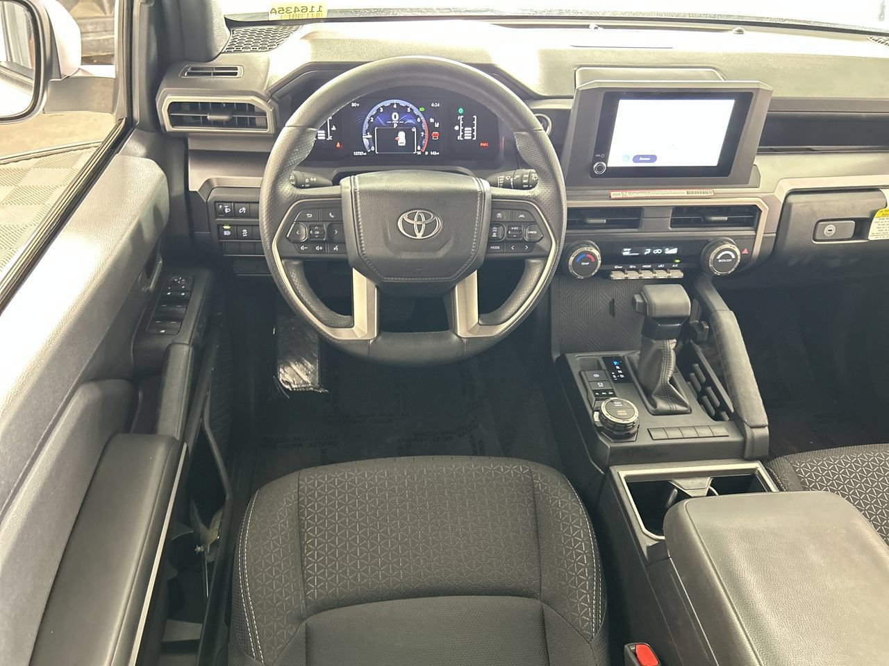 Used 2025 Toyota 4Runner SR5 AWD/4WD image 21