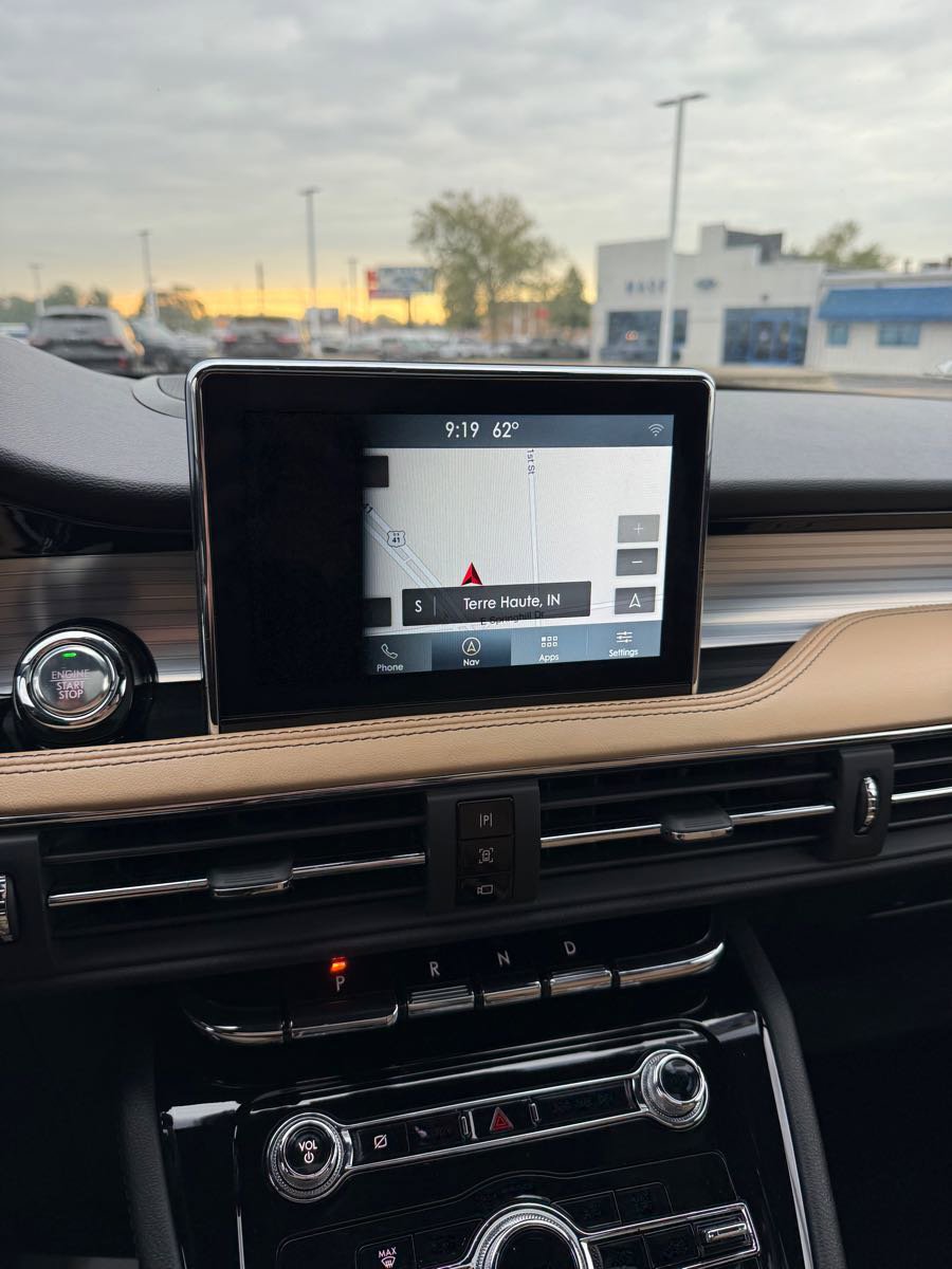 Used 2022 Lincoln Corsair Reserve w/ Equipment Group 201A image 18