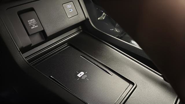 Used 2024 Acura RDX w/ Technology Package image 38