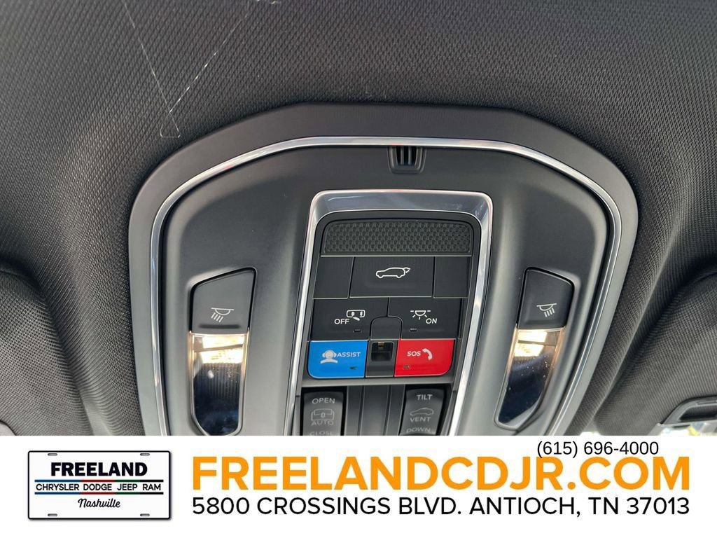 New 2025 Jeep Grand Cherokee 4WD image 14