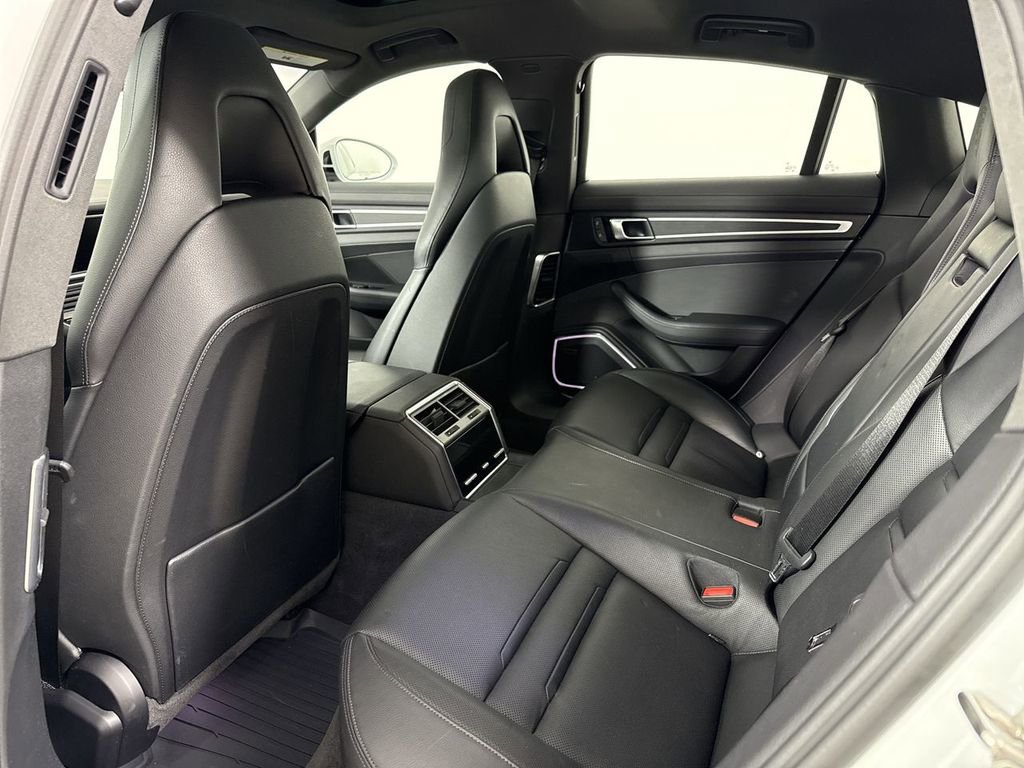 Certified 2023 Porsche Panamera 4 image 26