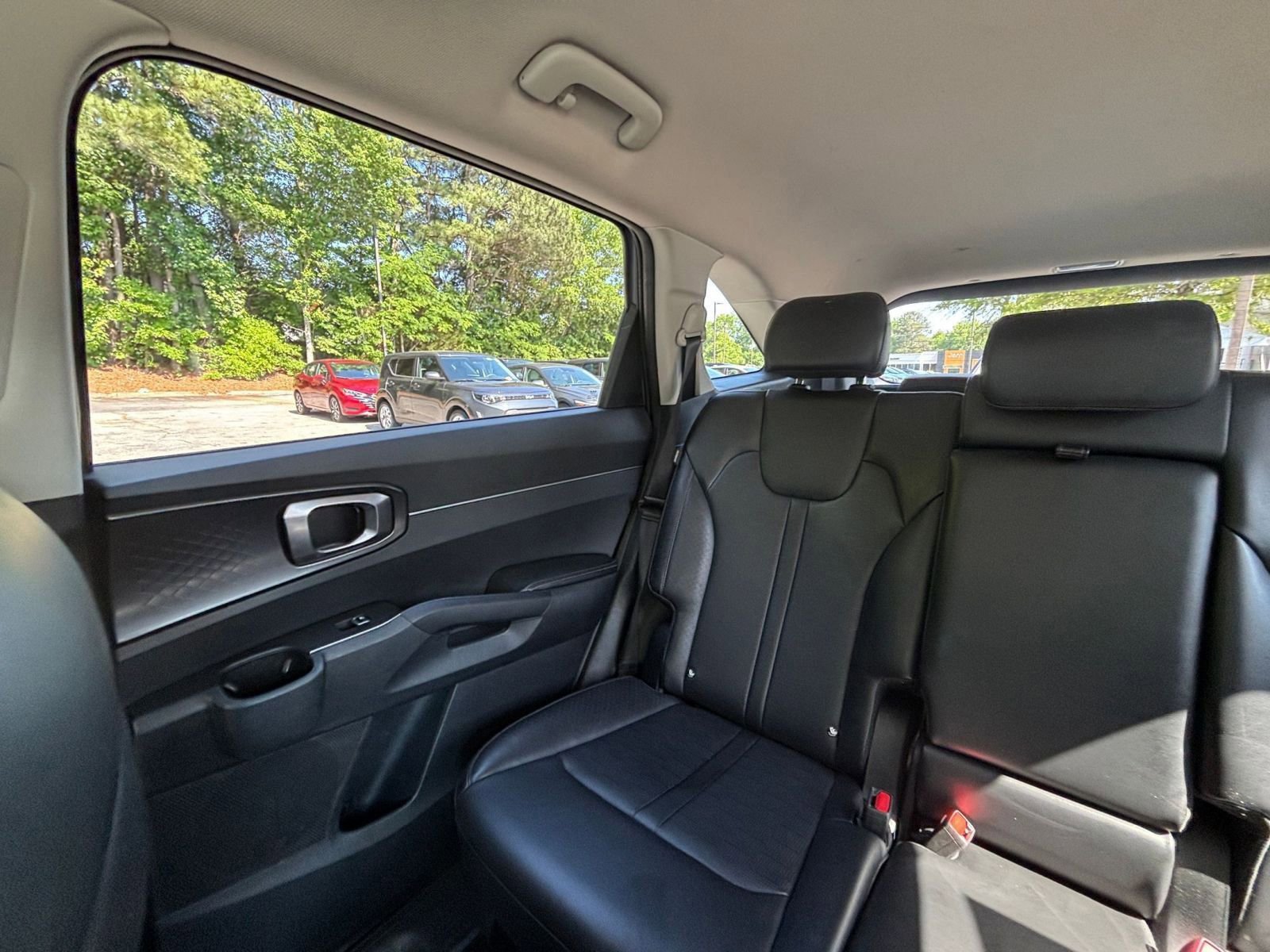 Used 2024 Kia Sorento S FWD image 42