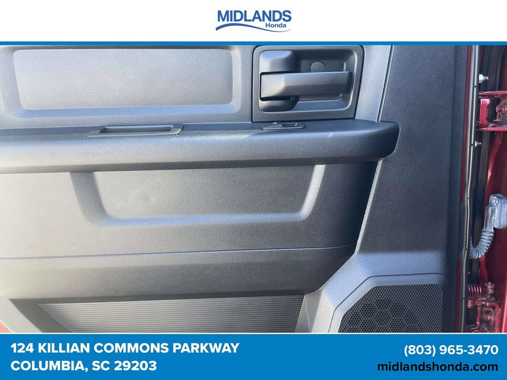 Used 2013 RAM 2500 Tradesman w/ Chrome Appearance Group AWD/4WD image 11