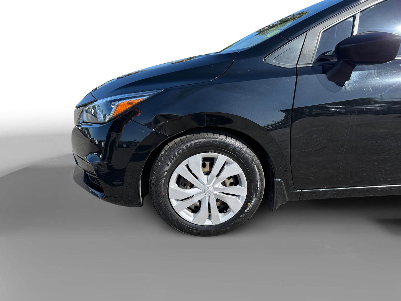 Used 2020 Nissan Versa S FWD image 9